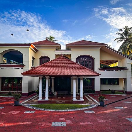 Parvathy Serenity In Varkala Attingal Exterior photo