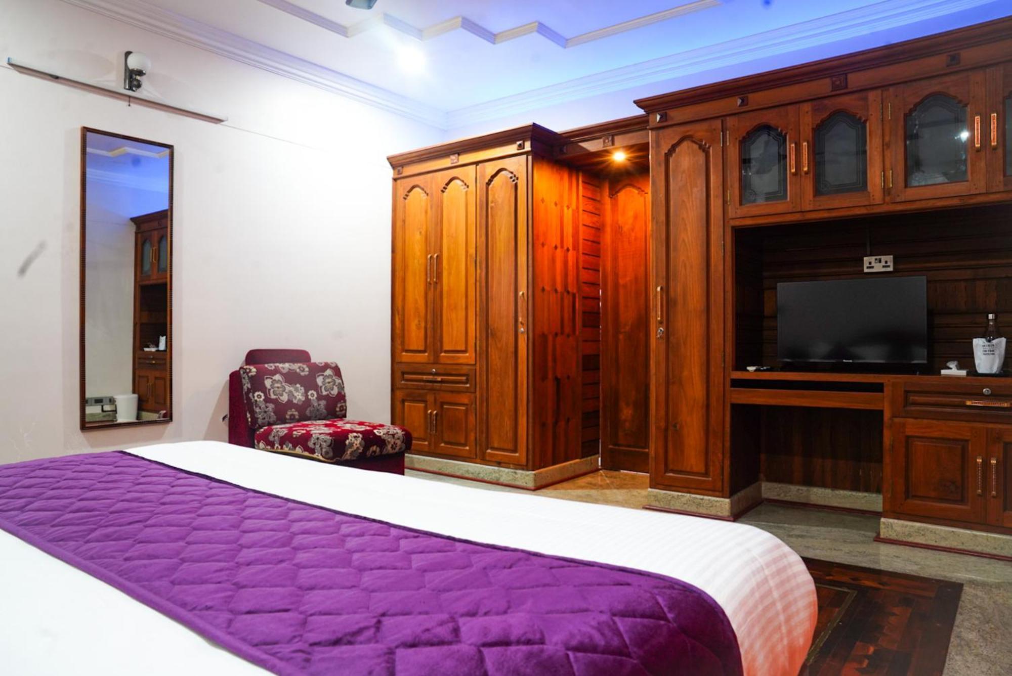 Parvathy Serenity In Varkala Attingal Exterior photo
